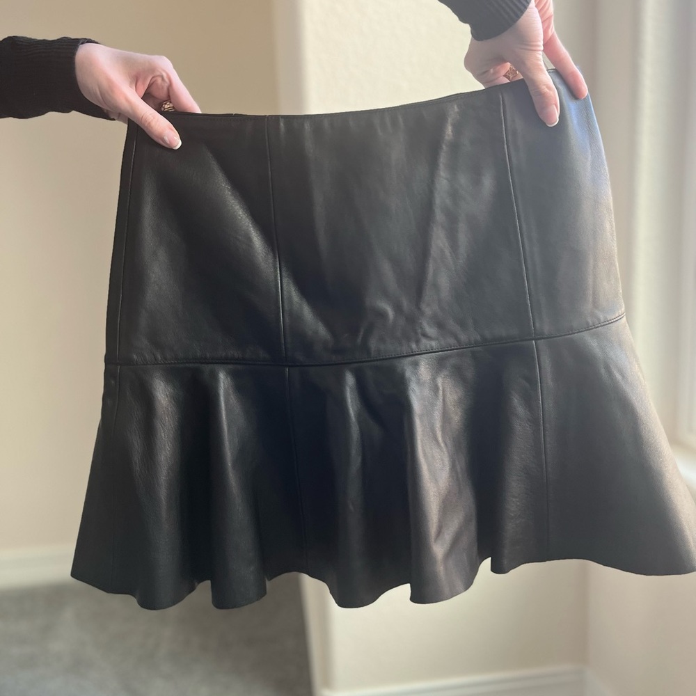 Ralph Lauren Women's Black A-Line Lamb Leather Skirt/Silk Inlining Sz 6 - Picture 4 of 8